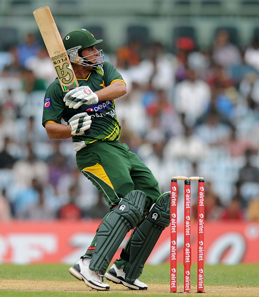Nasir Jamshed scored 101 not out and 106 in successive matches in the ODI series