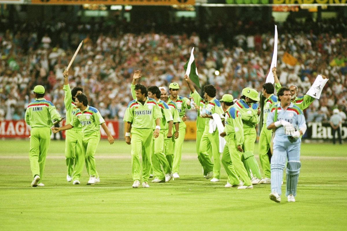 Pakistan's cricketers celebrate the victory