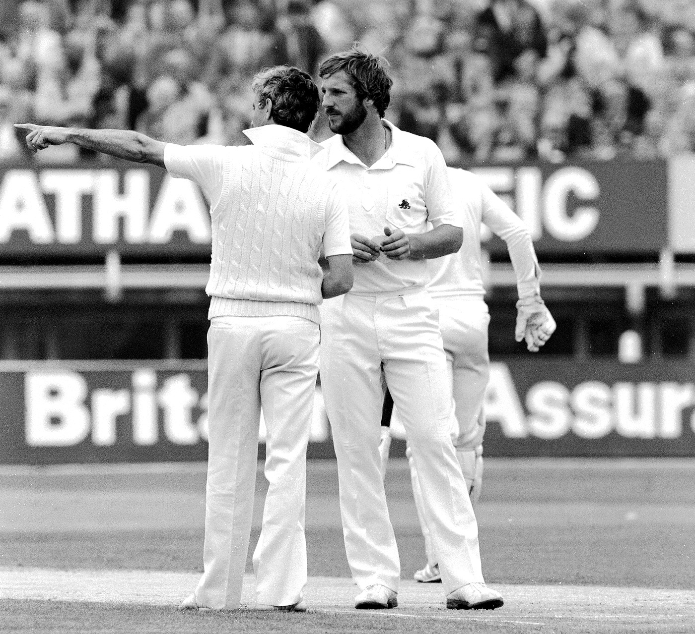 Upturned collar? Greying hair? Captain of England?