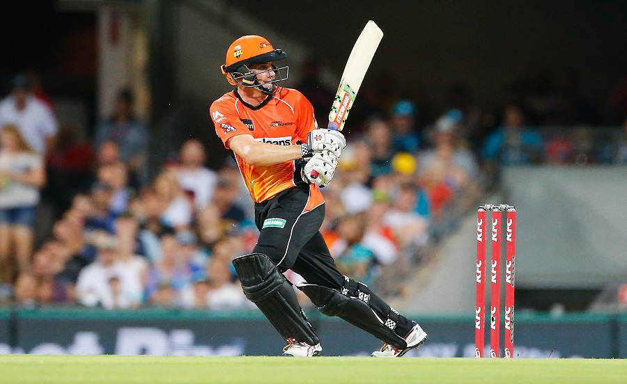 Michael Klinger's 81 took Scorchers to 156