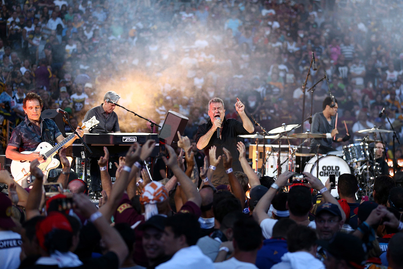 If you're Aussie and you know it, shout: Jimmy Barnes and Cold Chisel at a concert ahead of the NRL Grand Final in 2015