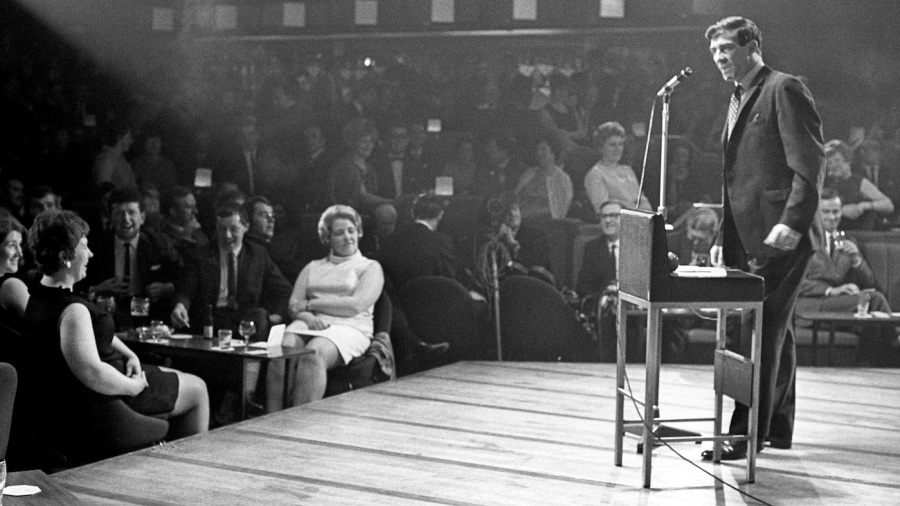 Fred Trueman performs at Club Fiesta