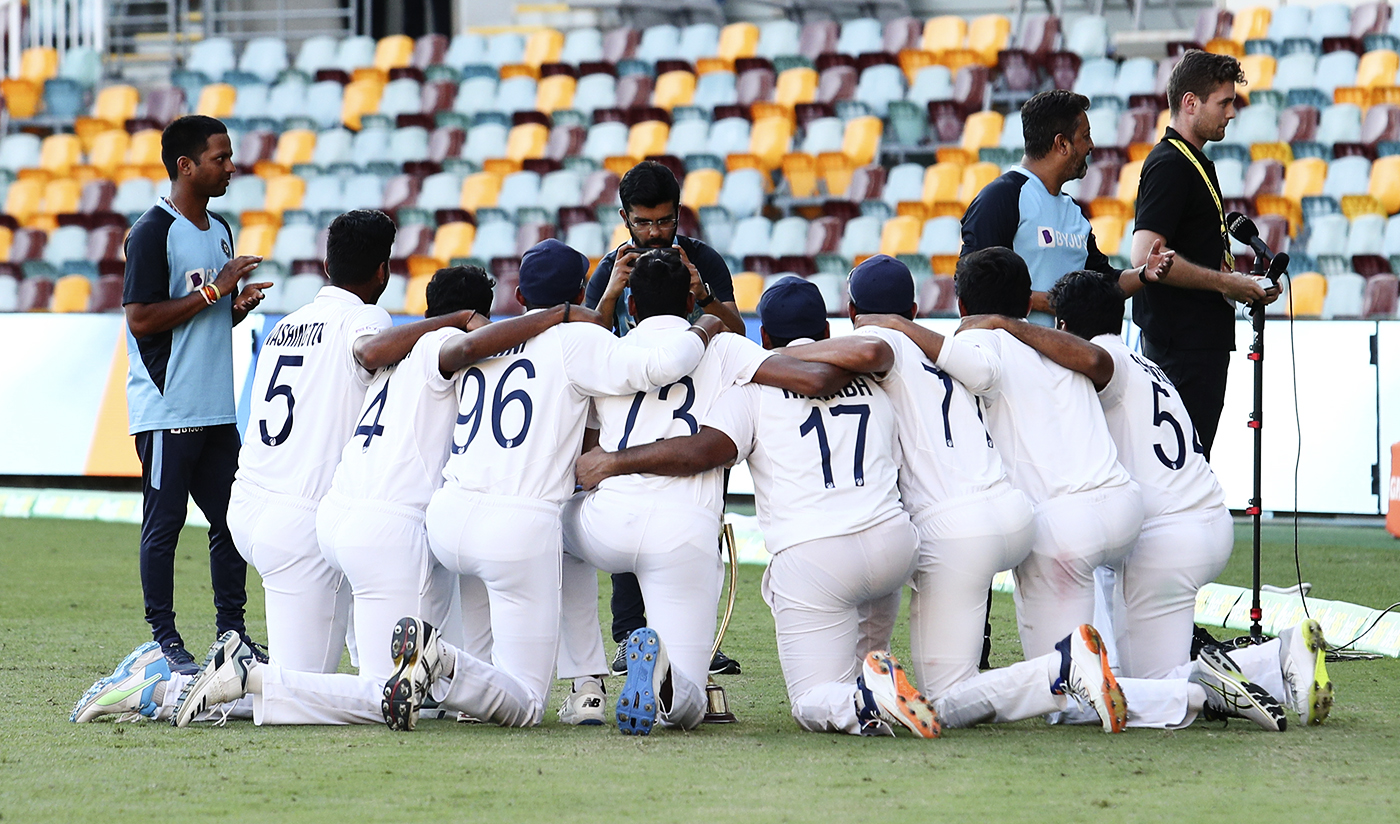 The only time we'll kneel: India's players say cheese with the Border Gavaskar trophy secured