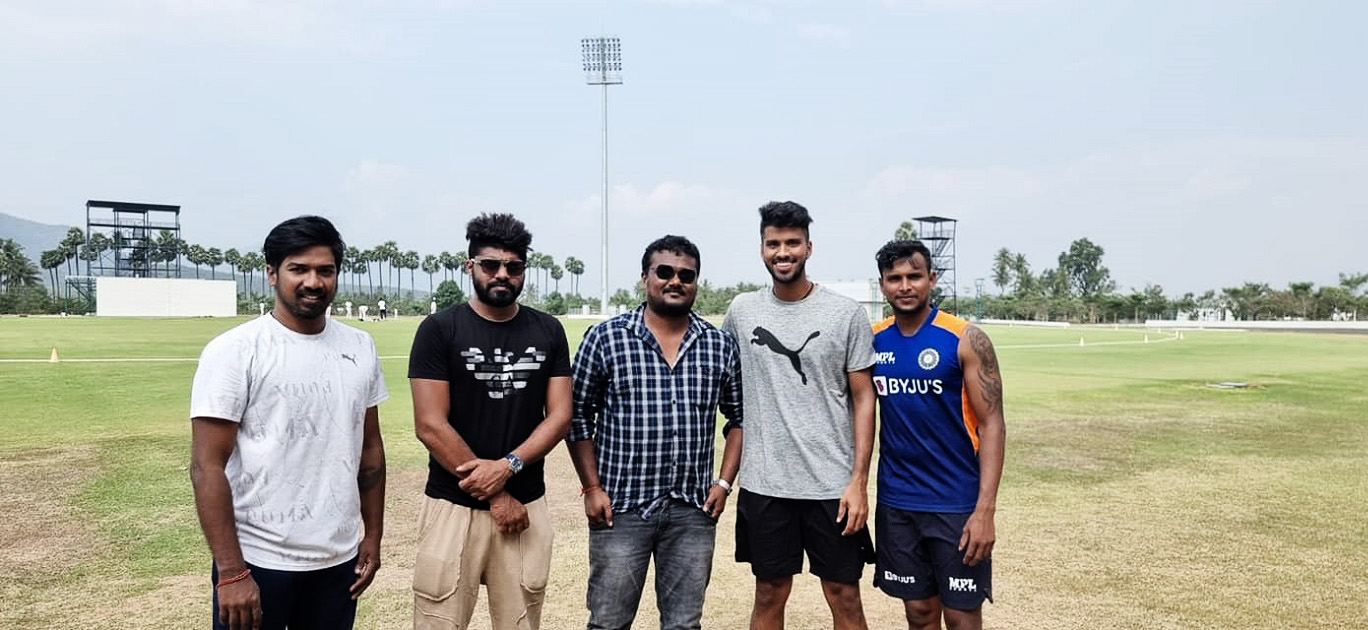 (From right) T Natarajan, Washington Sundar with Natarajan's mentor Jayaprakash at the soon-to-be-opened Natarajan Cricket Ground in Chinnappampatti