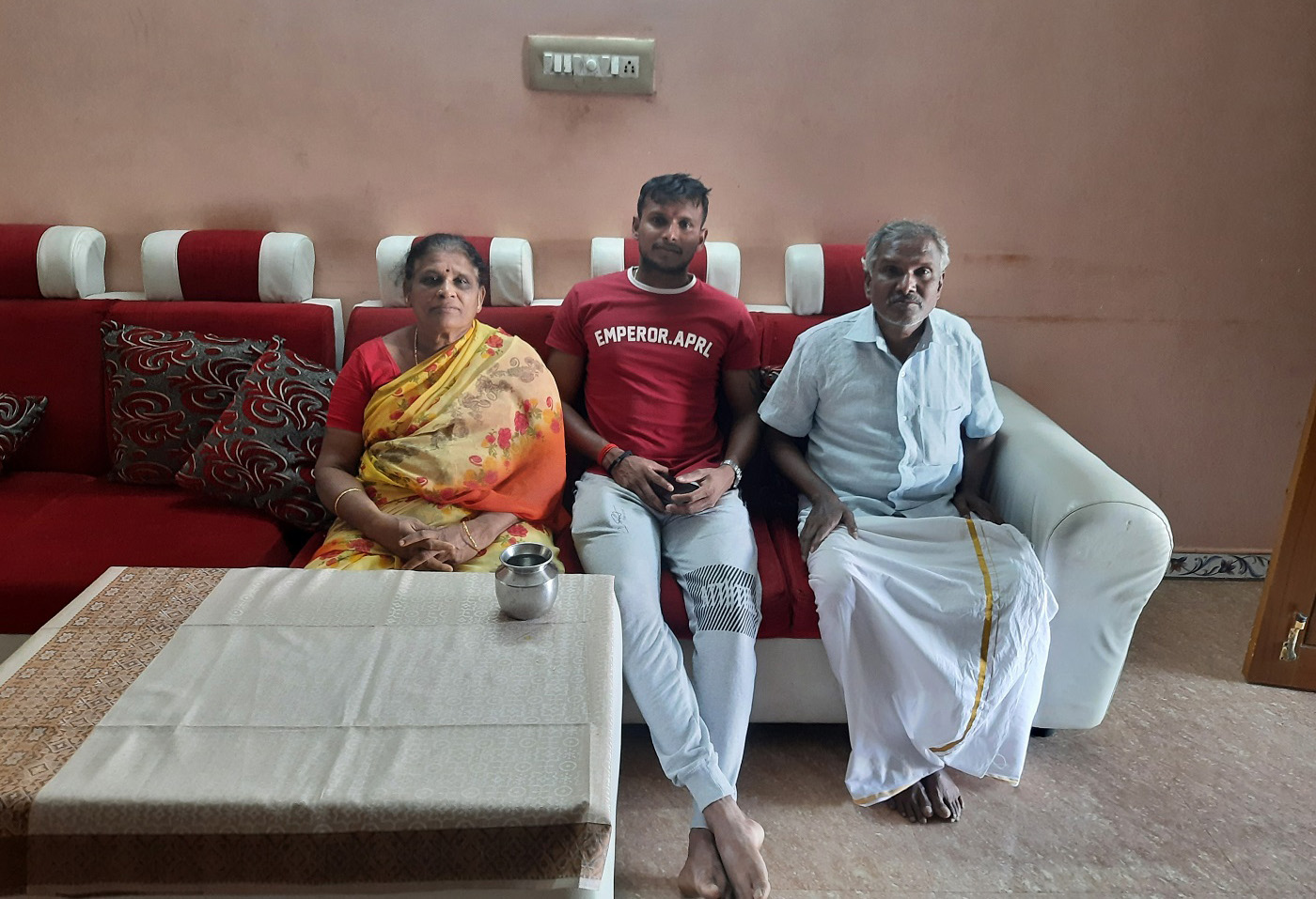 Natarajan with his mother Shantha and father Thangarasu