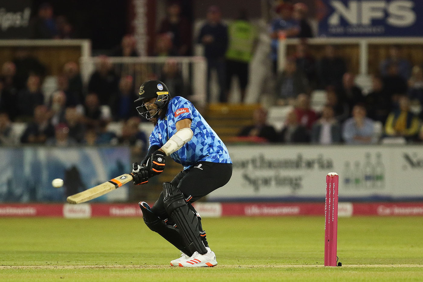One scoop or two? David Wiese brings out his bag of tricks in a Vitality Blast game