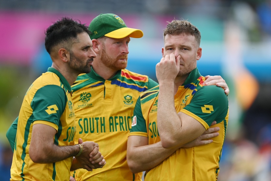 Keshav Maharaj, Klaasen and Miller contemplate what could have been