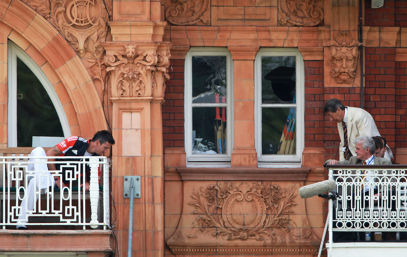 No pane, no gain: Kevin Pietersen and MCC members look on at the aftermath of Matt Prior's disagreement with window